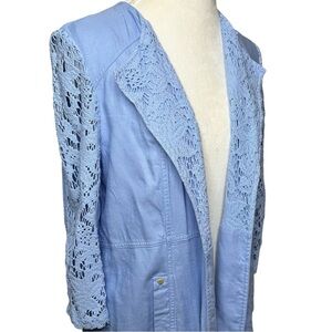 CHICO'S Cardigan Duster Lace details Light blue 2 side pockets Size 12 Like new